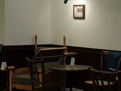 -Café Monson