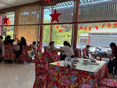 -何适山庄(水长城P2停车场店)