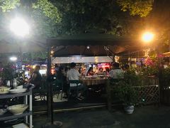 -二厨·吊桥小院·脆皮烧鸡公·本地农家菜(沿江西路店)