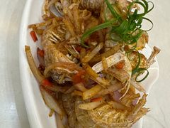 -覃记海鲜美食餐厅