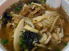 -老西白点心店