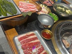 -何发发和牛烧肉·鳗鱼榴莲放题自助(乐峰广场店)
