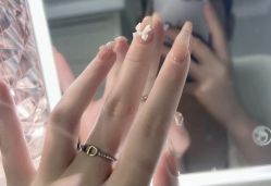 -美甲日记美睫专业纹绣半永久