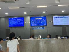 -包玉刚游泳场(黄龙恒励大厦店)