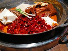 -四小区火锅·巷子里的重庆火锅(花照壁店)