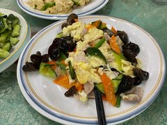 -鹤乡东北菜(崮山路店)