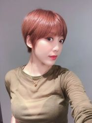 -变画·发型STUDIO