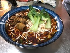 -砖头卤味