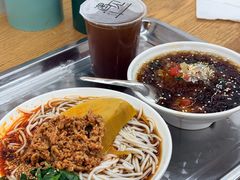 -洪记凉米线(新兴路店)