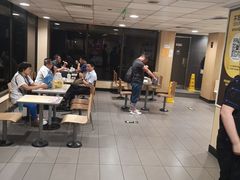 -麦当劳(军博店)