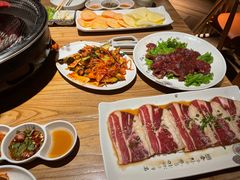 -一江山炭火烤肉专门店