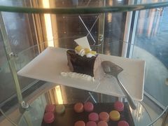 -宝利来国际大酒店-凤凰阁旋转餐厅