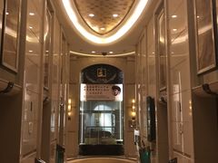 -上海红塔豪华精选酒店