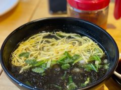 上海小馄饨-玖鲜小笼(中山广场店)