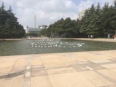 -上海市龙华烈士陵园