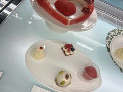 -潮一不贰·法式甜品·生日蛋糕·西式简餐(外滩店)