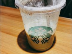 -星巴克臻选(南京金茂览秀城店)