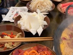 -黄潇洒老火锅(九眼桥宏济巷店)