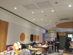 大堂-麦当劳(台山万达店)