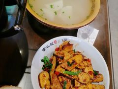 -富正毅三下锅·湘西韵味(天门山索道店)