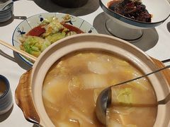 -八府香鸭·啫啫煲(华山路店)