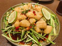 -曼听小寨海鲜烧烤·大连辣炒大王(盖州街店)