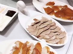 -皇城根·鲁菜济南菜·吊炉烤鸭·炒鸡鱼头(济南旗舰店)