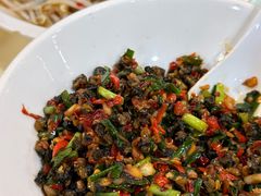 韭菜爆炒田螺-笨罗卜浏阳菜馆(龙华鹏润达店)