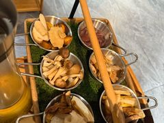 -一朵菌·野生菌探索家火锅(南亚店)