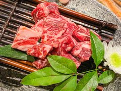 -铭牛烧肉·和牛海鲜自助(高新月牙湖店)
