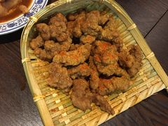 -爆炸头阿姨小四川正宗川味小吃(无任何分店)