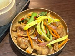 -银米·云南传统过桥米线(双廊黑金冠店)