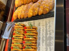 -Salon de The de Joel Robuchon(外滩18号店)