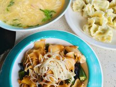 -巧克力渔家.小船海鲜胶东菜(万平口店)