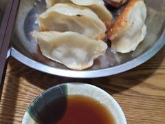 -黄阿姨锅贴大王(万航渡路店)