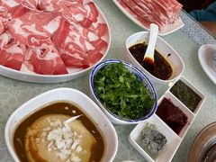 -满旗楼 北京烤鸭·涮羊肉火锅(武昌店)