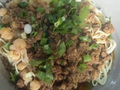 -丁丁猫重庆小面(徐州路店)
