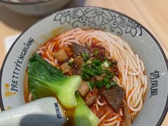 -俏凤凰(美林M·LIVE天地东座店)