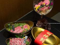 -山川小町·极番烧肉(新地假日广场店)