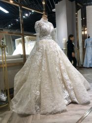 -Lady  Jane高端婚纱礼服馆