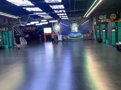 -极限PLAY运动娱乐新世界·团建派对潮玩休闲馆·室内蹦极高空游乐园