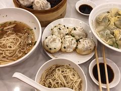 -老西白点心店