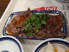 -陇兴楼兰州拉面(西安咸阳国际机场店)