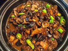 肉段小香菇-风波庄(云蝠大厦店)