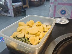 -高家小院铁锅炖大鹅(哈西高铁站店)