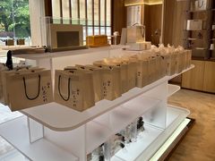 -银座仁志川·生吐司专门店(香港广场店)