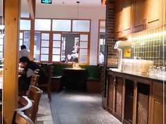 大堂-老头儿油爆虾(金鹰世界店)
