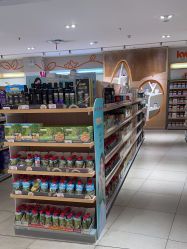 -孩子王(静安大融城店)