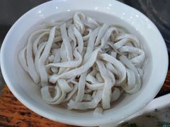 鱼丝面-章记正宗南岗鱼蛋火锅