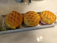 酥皮水牛奶菠萝包-陶陶居酒家(白云机场T2店)